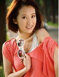 像李念的娱乐吃瓜博主,揭秘明星幕后生活，吃瓜群众狂欢时刻